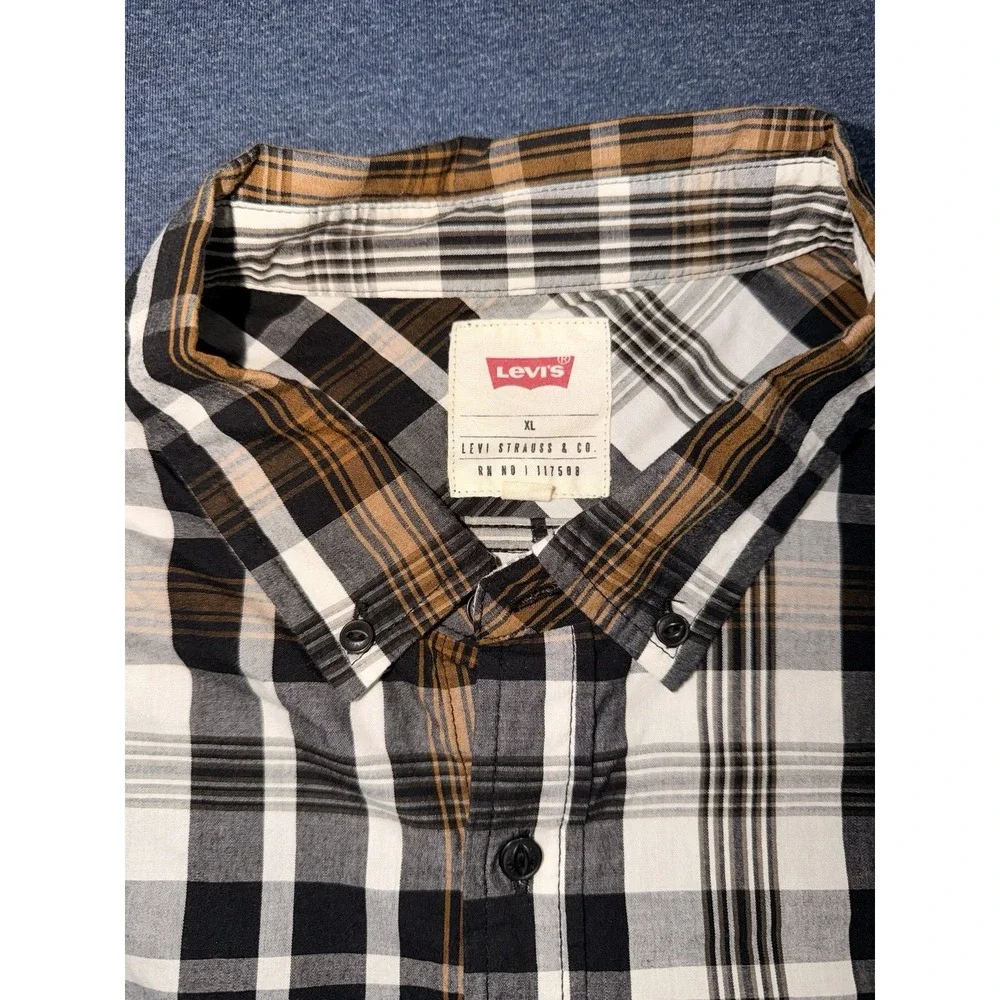 Levi's Dress Shirt Long Sleeves Size XL